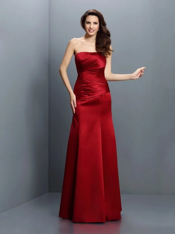 Sheath/Column Strapless Pleats Sleeveless Long Satin Bridesmaid Dresses