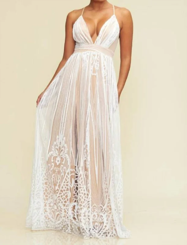 White Maxi Dress In White/nude